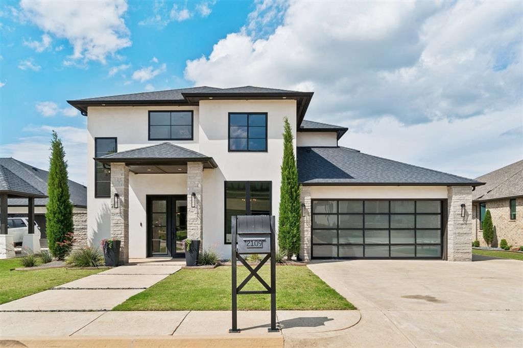 2109 Wiregrass Drive, Edmond, OK 73025