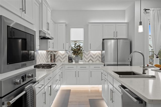 7700 Ella Lee LN, Austin, TX 78744