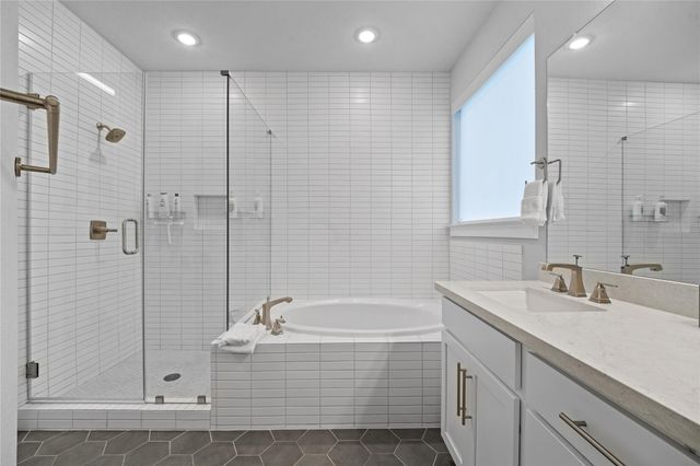 7700 Ella Lee LN, Austin, TX 78744