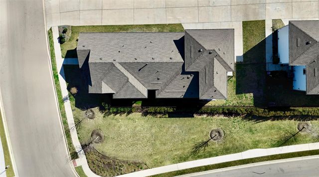 7700 Ella Lee LN, Austin, TX 78744