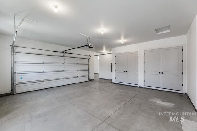 545 Midpoint Ave, Middleton, ID 83644