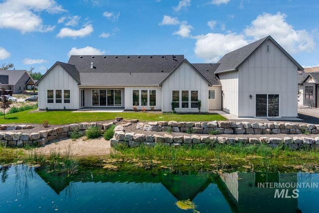 545 Midpoint Ave, Middleton, ID 83644