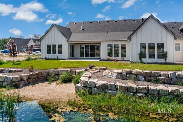 545 Midpoint Ave, Middleton, ID 83644