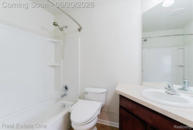 27848 Hopkins Drive, Novi, MI 48377