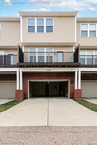 27848 Hopkins Drive, Novi, MI 48377
