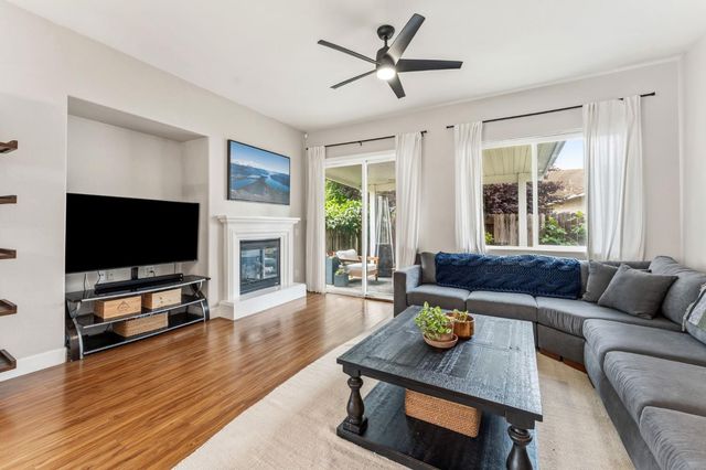 5783 Spenlow Way, Sacramento, CA 95835