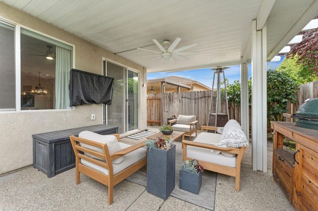 5783 Spenlow Way, Sacramento, CA 95835