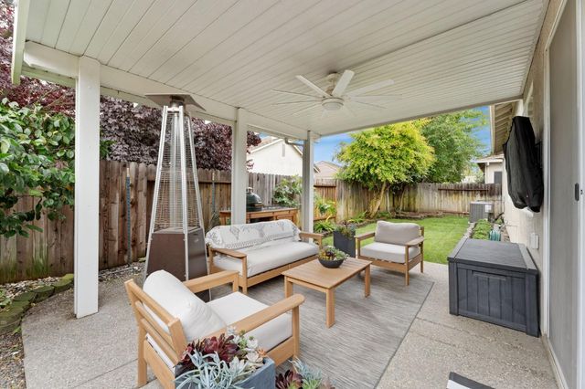 5783 Spenlow Way, Sacramento, CA 95835