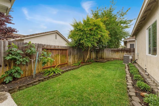 5783 Spenlow Way, Sacramento, CA 95835