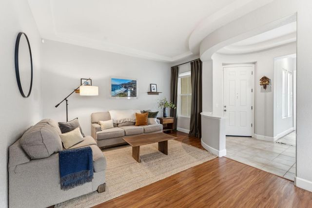 5783 Spenlow Way, Sacramento, CA 95835