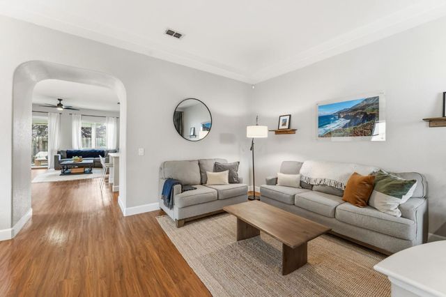 5783 Spenlow Way, Sacramento, CA 95835