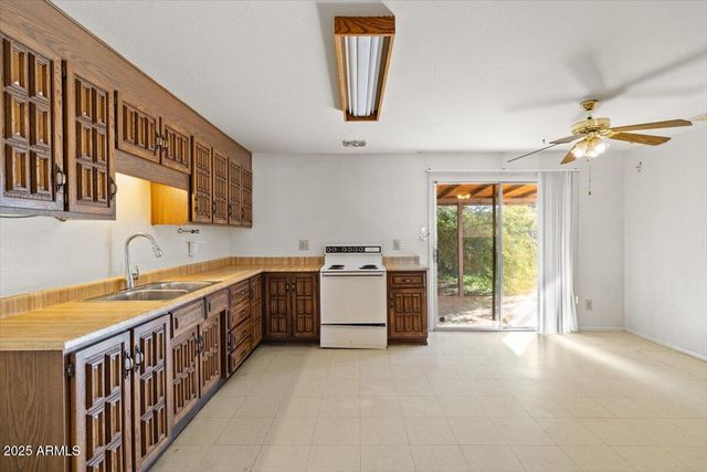 3737 E KAREN Drive, Phoenix, AZ 85032