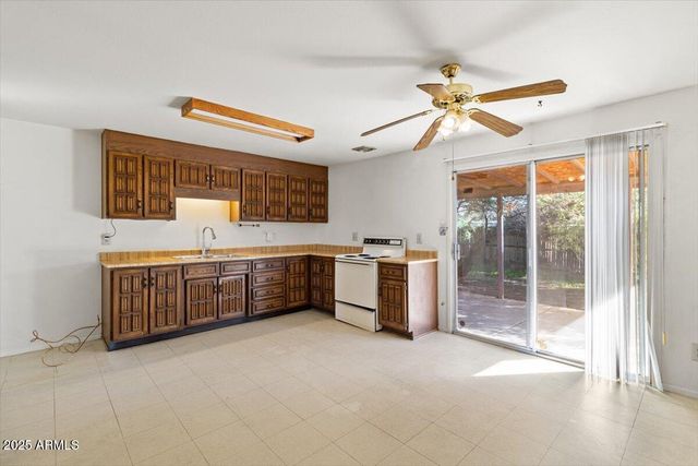 3737 E KAREN Drive, Phoenix, AZ 85032