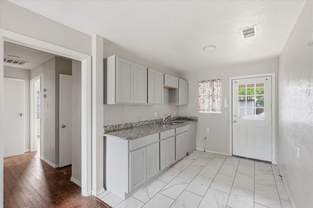 1303 Stone Drive, Irving, TX 75061