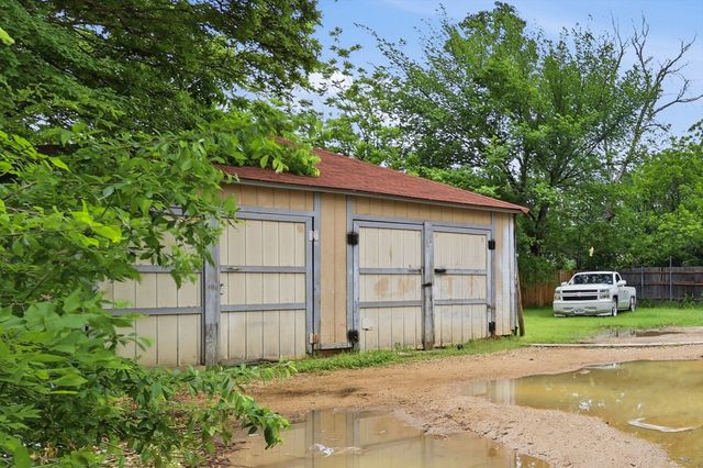1303 Stone Drive, Irving, TX 75061