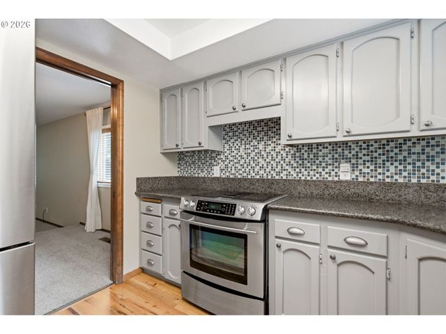 14003 Se BREKKE Ct, Milwaukie, OR 97222
