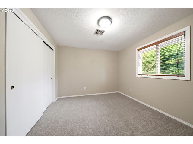 14003 Se BREKKE Ct, Milwaukie, OR 97222