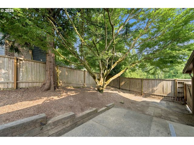 14003 Se BREKKE Ct, Milwaukie, OR 97222