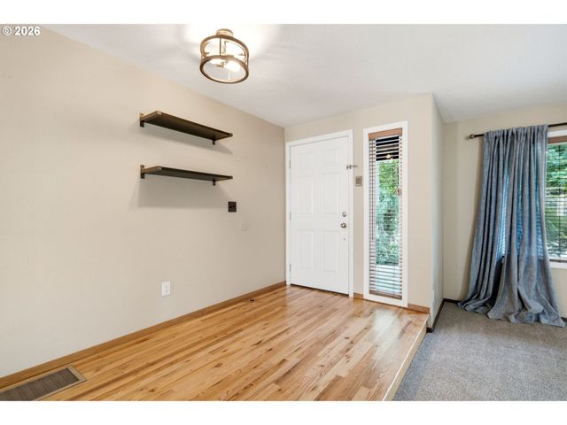 14003 Se BREKKE Ct, Milwaukie, OR 97222