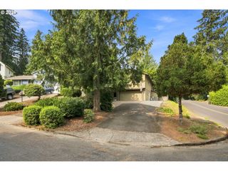14003 Se BREKKE Ct, Milwaukie, OR 97222
