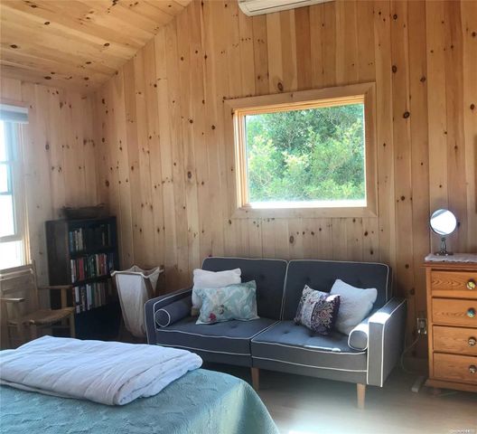 833 Evergreen Walk, Ocean Beach, NY 11770