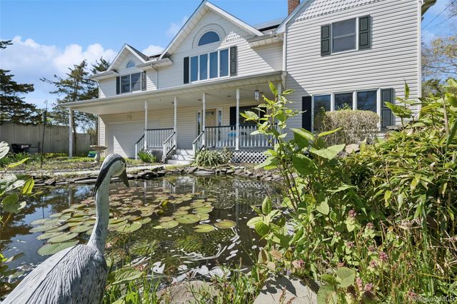 106 S Country Road, Westhampton Beach, NY 11978