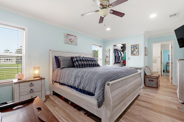 105 Saint Andrews Ct., Myrtle Beach, SC 29588