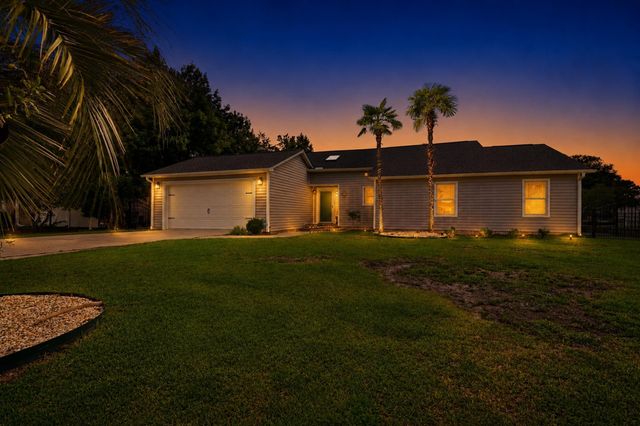 105 Saint Andrews Ct., Myrtle Beach, SC 29588