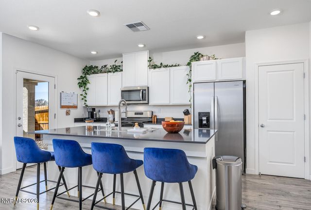 1049 Tamarack Court, Fallon, NV 89406