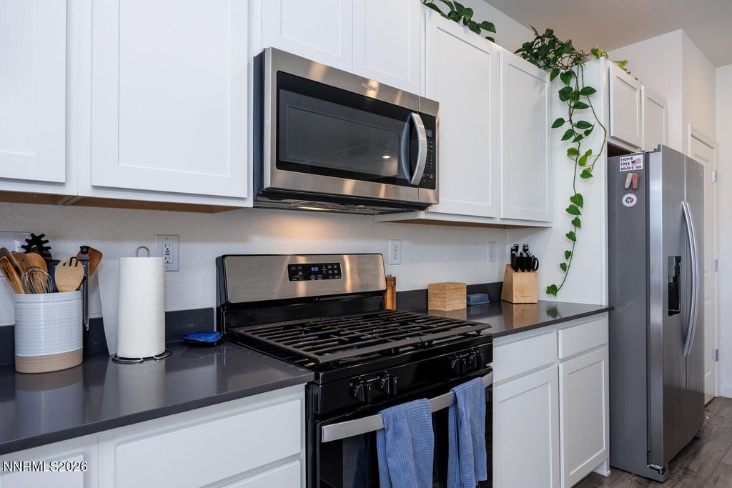 Image 8 of property listing at 1049 Tamarack Court, Fallon, NV 89406