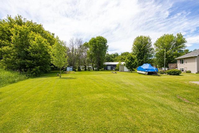 705 RIVERVIEW DRIVE, Fremont, WI 54940