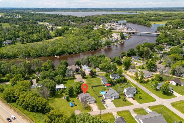 705 RIVERVIEW DRIVE, Fremont, WI 54940