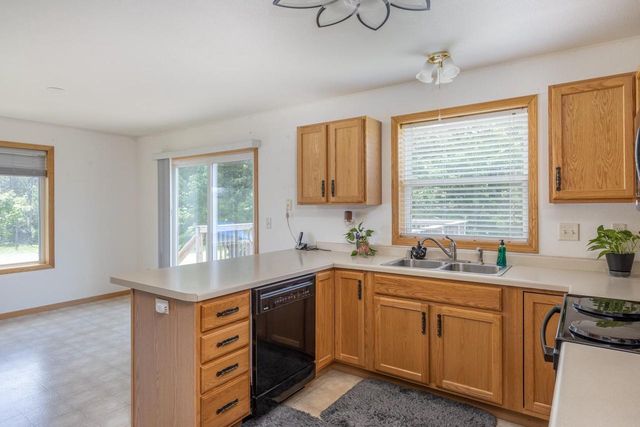 705 RIVERVIEW DRIVE, Fremont, WI 54940