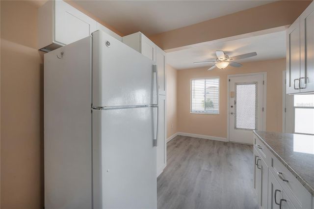 8055 112TH STREET 205, Seminole, FL 33772