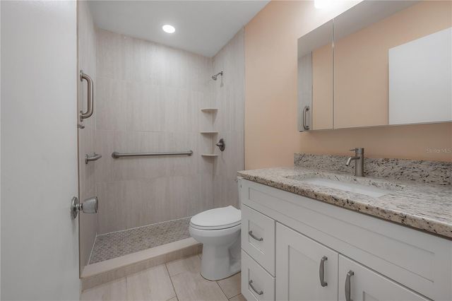 8055 112TH STREET 205, Seminole, FL 33772