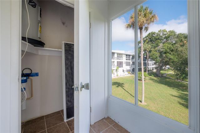 8055 112TH STREET 205, Seminole, FL 33772