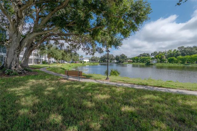 8055 112TH STREET 205, Seminole, FL 33772