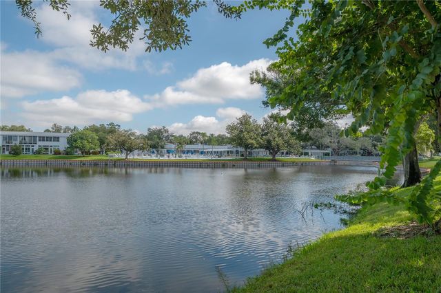 8055 112TH STREET 205, Seminole, FL 33772