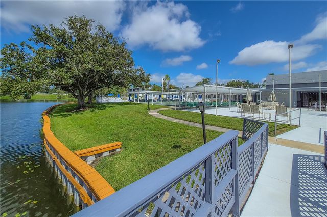8055 112TH STREET 205, Seminole, FL 33772
