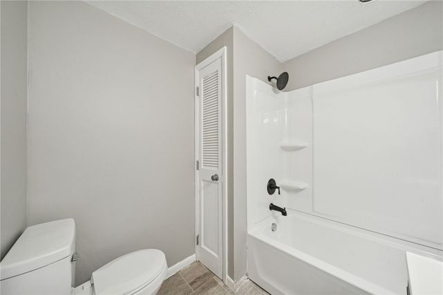 1423 Orangewood Ave, Beechview, PA 15216