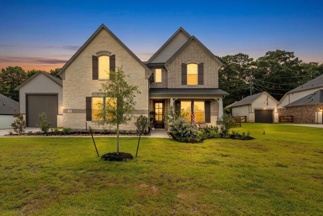 534 Black Bronco Road, Magnolia, TX 77354