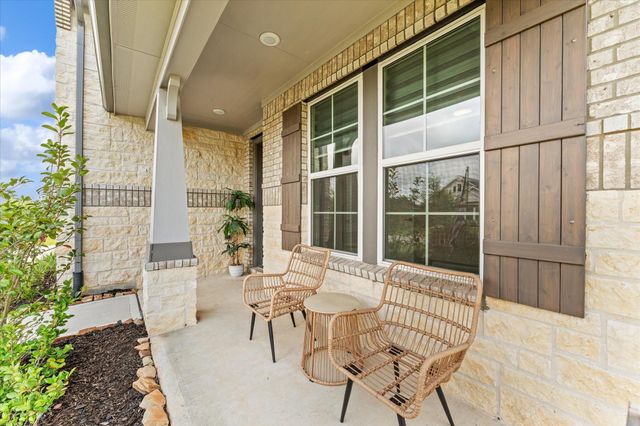 534 Black Bronco Road, Magnolia, TX 77354
