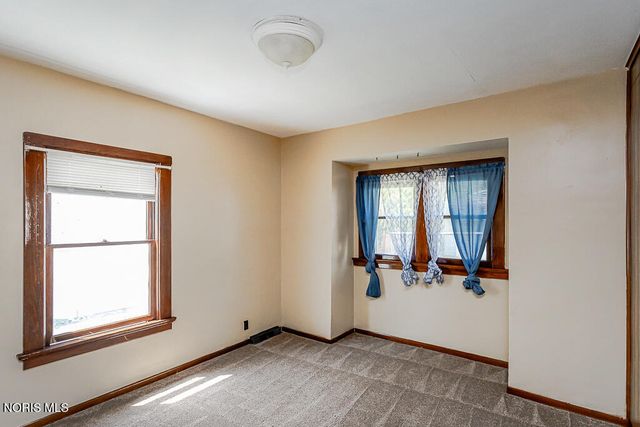 648 Woodsdale Avenue, Toledo, OH 43609