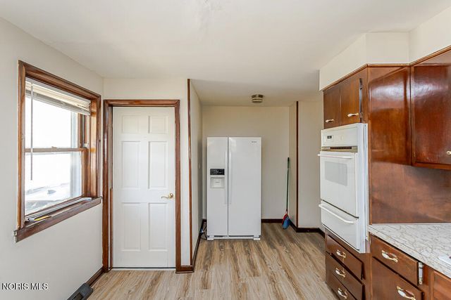 648 Woodsdale Avenue, Toledo, OH 43609