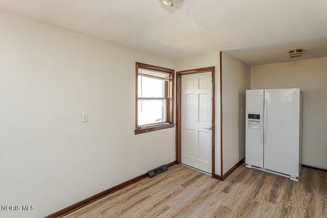 648 Woodsdale Avenue, Toledo, OH 43609
