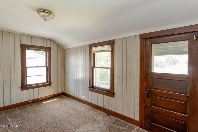 648 Woodsdale Avenue, Toledo, OH 43609
