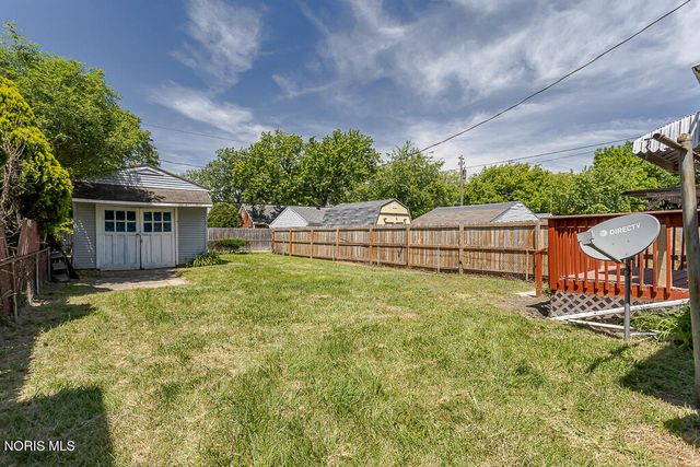 648 Woodsdale Avenue, Toledo, OH 43609