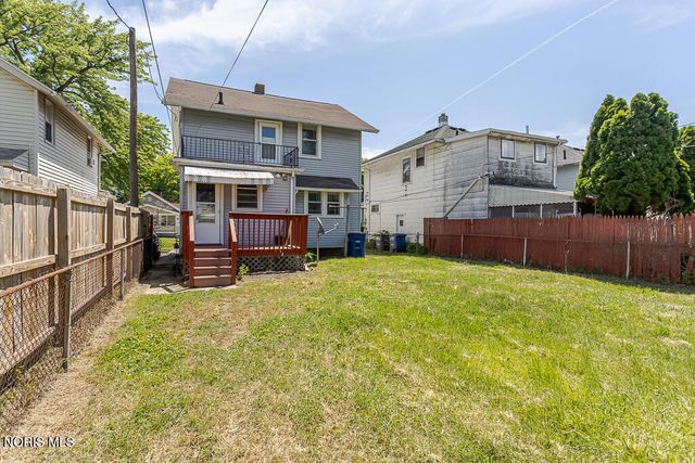 648 Woodsdale Avenue, Toledo, OH 43609