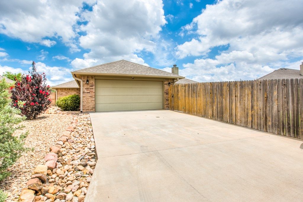 Image 34 of property listing at 4193 Huntleigh Dr, San Angelo, TX 76904
