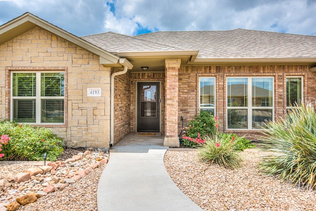 Image 4 of property listing at 4193 Huntleigh Dr, San Angelo, TX 76904